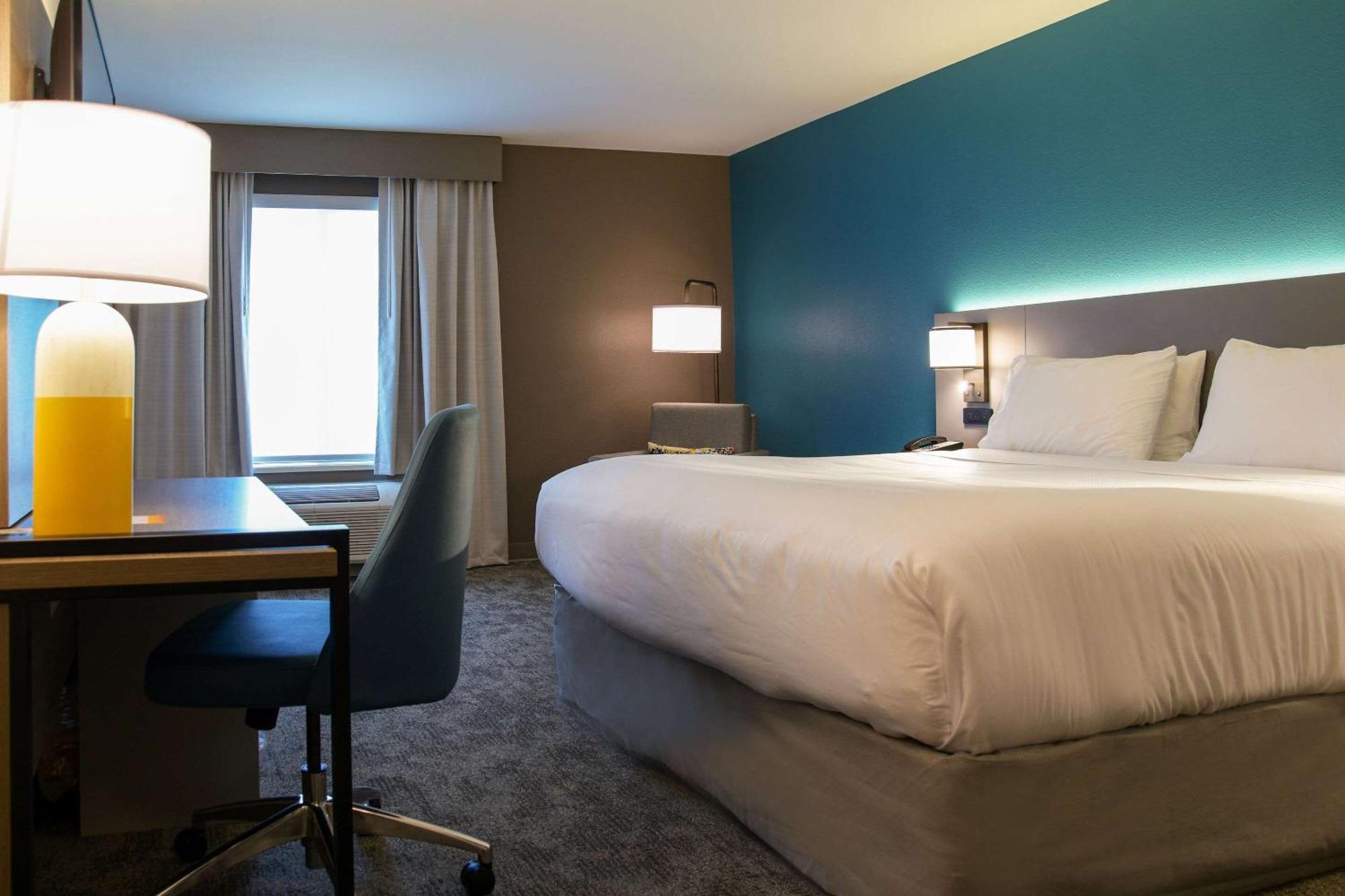 Comfort Inn & Suites Nw Milwaukee Germantown Εξωτερικό φωτογραφία